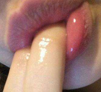 Пчелки — эротические фото